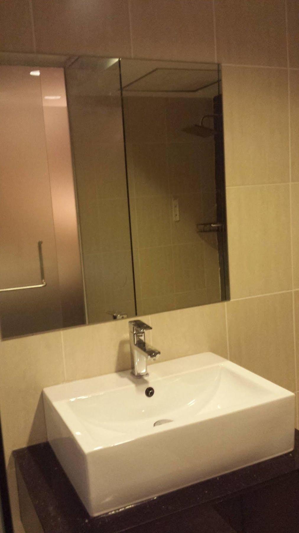 Tribeca Suites Kuching Extérieur photo